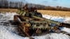 Знищений Силами оборони України танк армії РФ на пшеничному полі. Харківщина, 22 лютого 2023 року (фото ілюстративне)