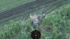 Російський «танк-сарай» з захисним металевим каркасом від FPV-дронів