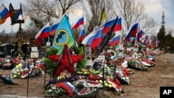 Могили російських військових у Волгоградській області РФ, березень 2024 року