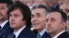სახელმწიფო გადატრიალებასა და მკვლელობის მცდელობაზე ლაპარაკი ოპოზიციას ჩვეულებრივ წინასაარჩევნო პრაქტიკად მიაჩნია - „მსხვერპლის მანტიის“ მორგება გადამწყვეტია არჩევნების წინ.