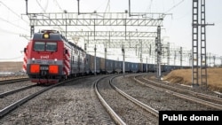 Железнодорожный состав в России. Иллюстративное фото