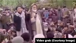 تعدادی از دهقانان معترض ولسوالی درایم ولایت بدخشان