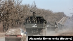 Це робиться з метою недопущення просування підрозділів ЗСУ та задля посилення російських військ