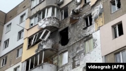 Будинок в Херсоні після чергового російського обстрілу, ілюстративне фото 