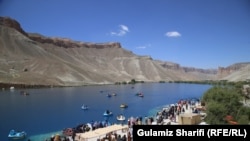 گردشگران داخلی در بند امیر ولایت بامیان