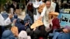 افزایش بیکاری در افغانستان صف افراد فقیر را طولانی تر ساخته است
