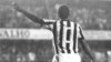 Pele u dresu s brojem 10 na oproštajnom meču za brazilski fudbalski klub Santos, 2. oktobar 1974.