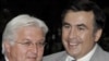 Steinmeier (left) and Georgian President Mikhail Saakashvili in Batumi on July 17