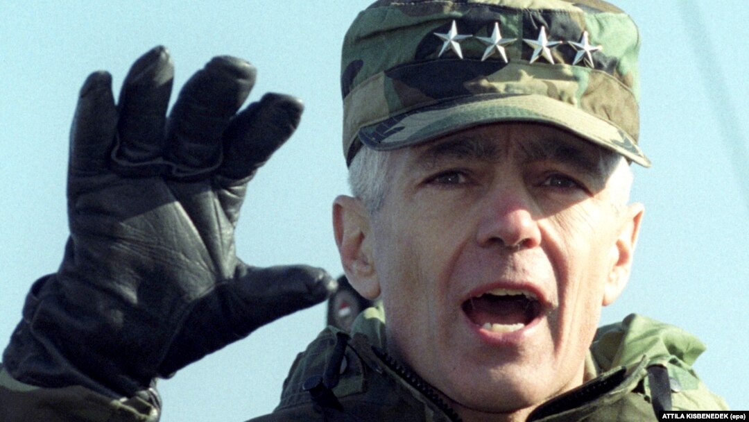 Генерал Веслі Кларк, 1998 рік