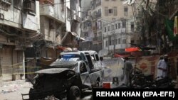 تصویر آرشیف: یکی از حملات بر افراد و سایط پولیس در پاکستان