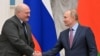 Олександр Лукашенко (л) і Володимир Путін, архівне фото