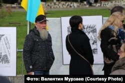 Иван Коретников на выставке своих работ в Перми. 2014 год