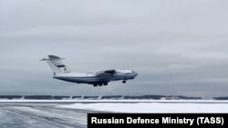 Російський військовий літак, який перевозить сили ОДКБ до Казахстану, 6 січня 2022 року