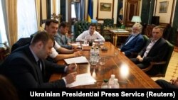 Офіс президента: Зеленький та Коломойський говорили про бізнес в Україні