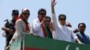 عمران خان راهپیمایی بزرگی را در مخالفت با حکومت شهباز شریف برگزار کرده است