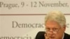 Clinton Says Transition From Communism 'Impressive'