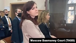 Kira Yarmysh attends a court hearing in Moscow 0n March 18.