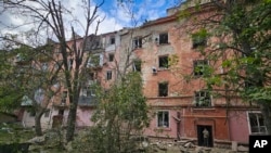 Наслідки авіаудару РФ по Херсону, Україна, середа, 15 травня 2024 року