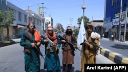 طالبان گفته اند که بر اساس توافق٬ مراسم عاشورا در مکان های سر پوشیده برگزارمیشود و امنیت آن نیز تامین میگردد