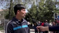 Почему люди готовы отдать последние деньги на билет в Россию?