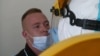 PCR testovi podrazumijevaju uzimanje brisa iz grla i nosa.