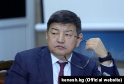 Акылбек Жапаров