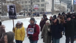 Commemorations Of Slain Kremlin Critic Nemtsov Held In Russian Cities