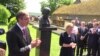 Grabar Kitarović i Vučić posetili Dalj