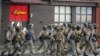 «Спачатку ім плацілі штодня, але ўжо няма грошай». Былы намесьнік камандзіра баявой групы «Алмаза» аб працы сілавікоў