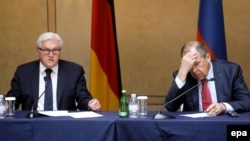 German Foreign Minister Frank-Walter Steinmeier (left) and Russian Foreign Minister Sergei Lavrov at a press conference after a meeting in St. Petersburg on June 10 on the Ukrainian crisis.