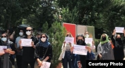 Filmmakers gather on July 21 to express their support for protesters in Khuzestan.