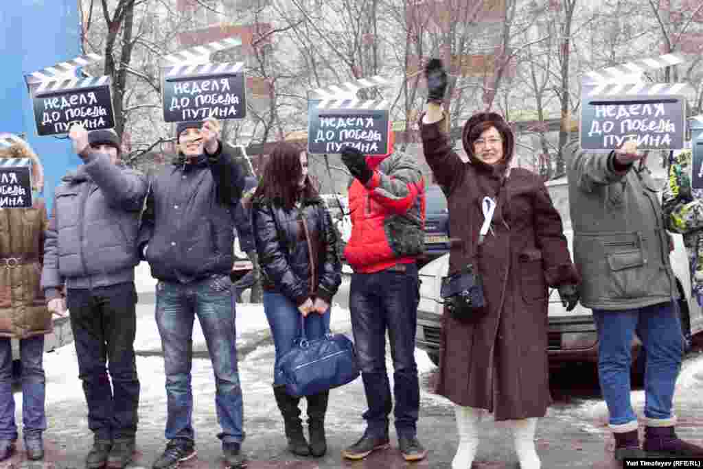 &quot;Ак боҗра&quot; чарасында катнашучы ханым тирәсендә Путин тарафлы &quot;Сеть&quot; хәрәкәте вәкилләре