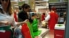 Jedan od marketa u Srbiji, foto: Vesna Anđić