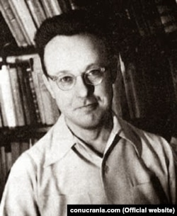 Юрій Шевельов (1908–2002) – українсько-американський славіст-мовознавець німецького походження; історик української літератури