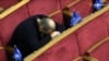 Уйкусу канбаган ырасмий адам.