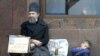 Майже чверть українців – «бідні люди»