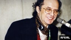 Ibrahim Rugova u sedištu RSE, decembar 1998.