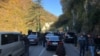 В Абхазії після затримання активістів почалися мітинги, протестувальники перекрили мости 
