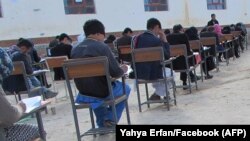 تصویر جریان امتحان محصلین به پوهنتون ها جنبهٔ تزئینی دارد