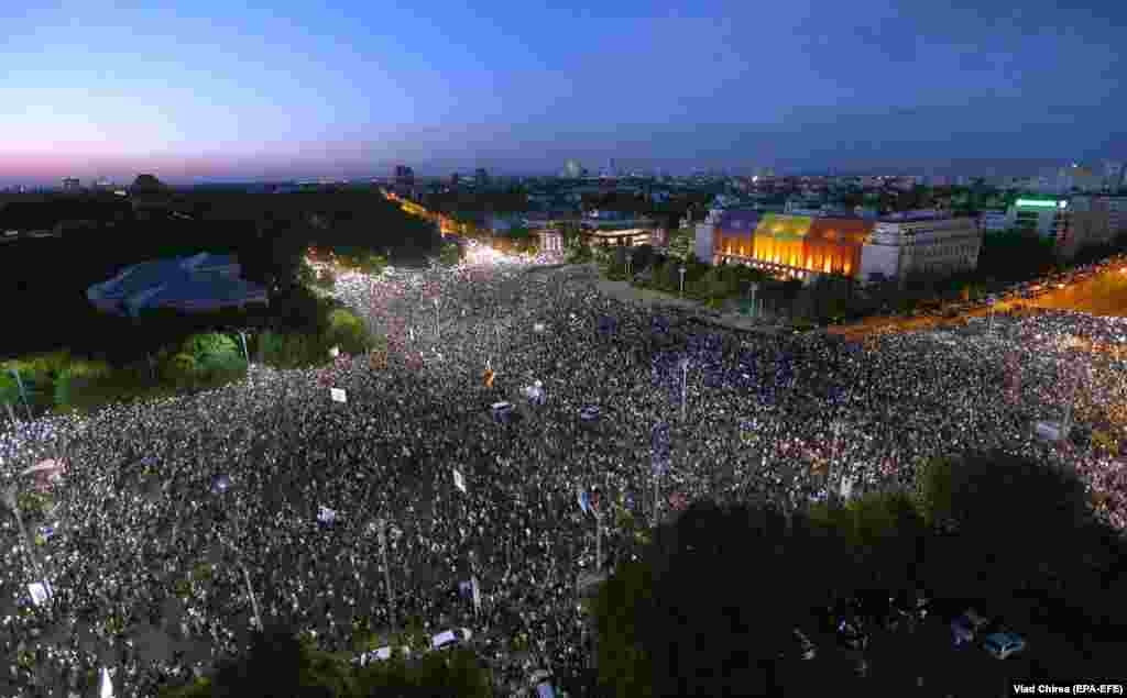On August 10, crowds estimated at between 30,000 and 80,000 gathered in front of Romania's government building in the capital. Large protests were also reported over the weekend in other major cities, including Timisoara, Cluj-Napoca, Brasov, and Sibiu.