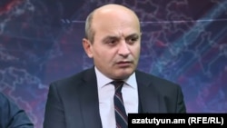 Քաղաքագետ Ստյոպա Սաֆարյան, արխիվ