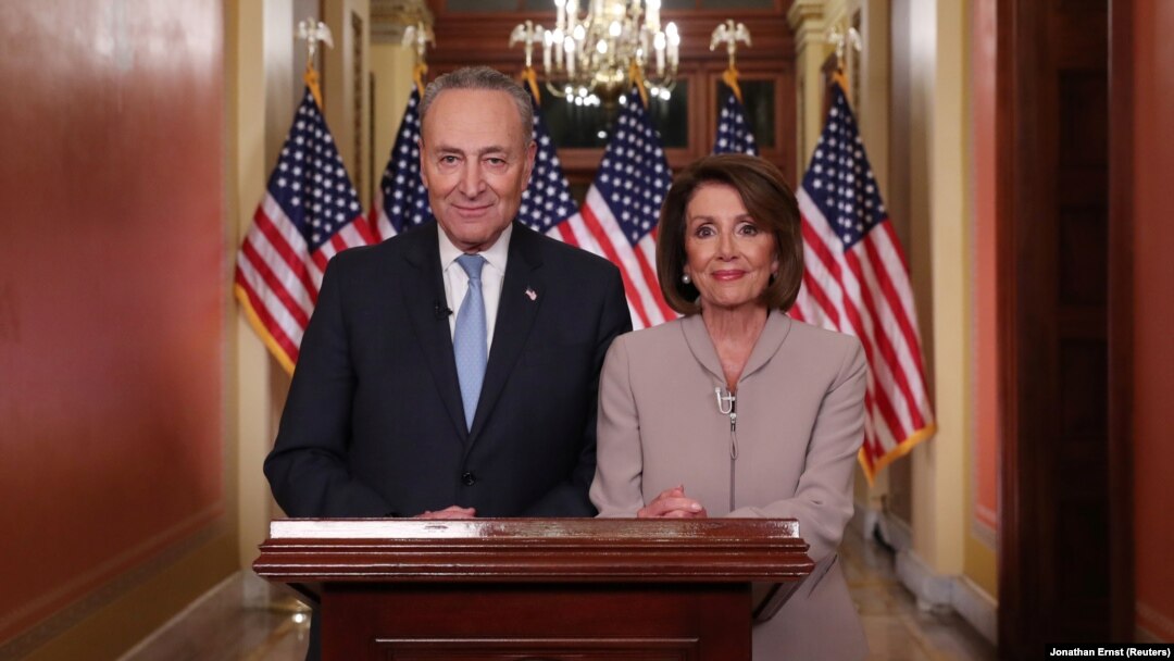 Čak Šumer i Nensi Pelosi