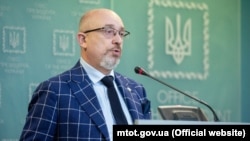 Олексій Резніков звертає увагу на послідовність виконання пунктів мінських домовленостей