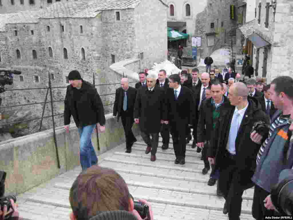 BiH - Hrvatski premijer Zoran Milanović posjetio je Mostar, 28. januar 2012.