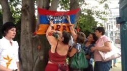 Thousands Of Hungarians Protest Safarov Release