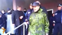 Сепаратисти штурмують райвідділок міліції у Горлівці