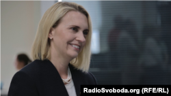 Надзвичайна і повноважна посол США в Україні Бріджит Брінк вважає угоду «найбезпечнішим, найкращим і найшвидшим способом експорту зерна»
