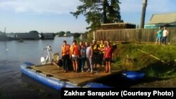 Судно Евгения Клепикова, волонтеры и жители Тулуна