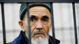 Кыргызский журналист Азимжон Аскаров в 2017 году. Фото: AP/Владимир Воронин