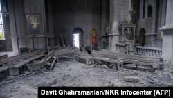 Արցախ - Շուշիի Ղազանչեցոց Սուրբ Ամենափրկիչ եկեղեցին հրթիռակոծություններից հետո, 8-ը հոկտեմբերի